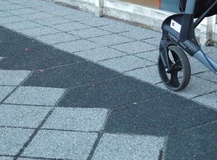 Freifläche im Seniorenheim mit Gussasphalt und Beschichtung