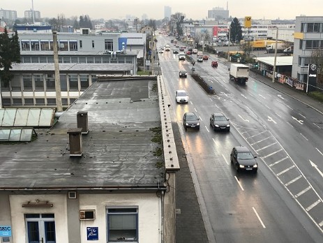 Schwarze Dächer und Straßen heizen Städte auf Stadterwärmung duech Dächer und Strassen